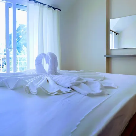 Apartmen In квартира между лесом и морем в кемере *