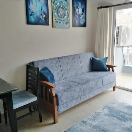Apartmen In квартира между лесом и морем в кемере *