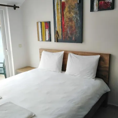 Apartmen In квартира между лесом и морем в кемере Apartament Kemer