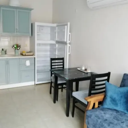 Apartmen In квартира между лесом и морем в кемере *