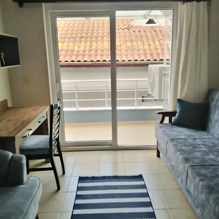 Apartmen In квартира между лесом и морем в кемере *