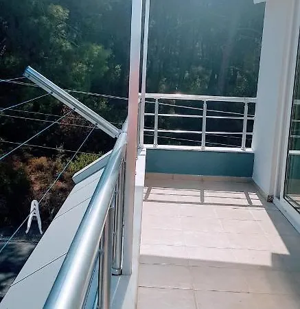 Apartmen In квартира между лесом и морем в кемере Κεμέρ