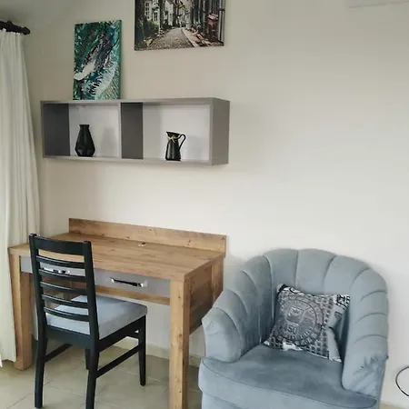 Apartmen In квартира между лесом и морем в кемере Διαμέρισμα *