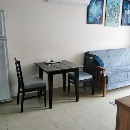 Apartmen In квартира между лесом и морем в кемере *